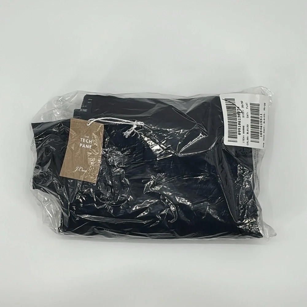 J Crew Factory 770™ Straight-fit tech pant in Navy size‎ 35x32 NWT AW006